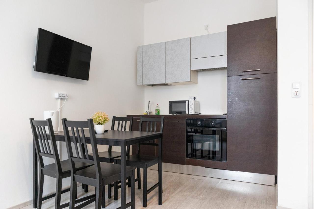 Pleasant 2Br - Perfect For Long Stays ウィーン エクステリア 写真